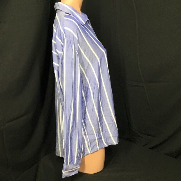 Rails Rosanna V Neck Shirt C4 - Picture 4 of 7